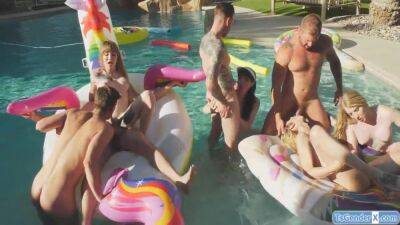 Casey Kisses - Janelle Fennec - Natalie Mars - Trannies And Guys Have A Pool Party Orgy 6 Min - Casey Kisses, Lena Moon And Janelle Fennec - shemalez.com