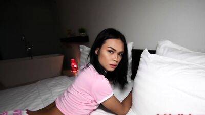 Ladyboy Gale Pleases A Guy With Her Mouth And Ass - drtvid.com