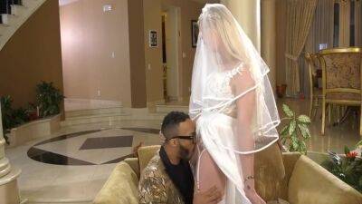 Aubrey Kate - Sexy Ts Bride Intense Anal Fuck By Her Husband With Aubrey Kate - shemalez.com