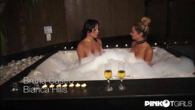 A refreshing bath - Pinko TGirls - hotmovs.com